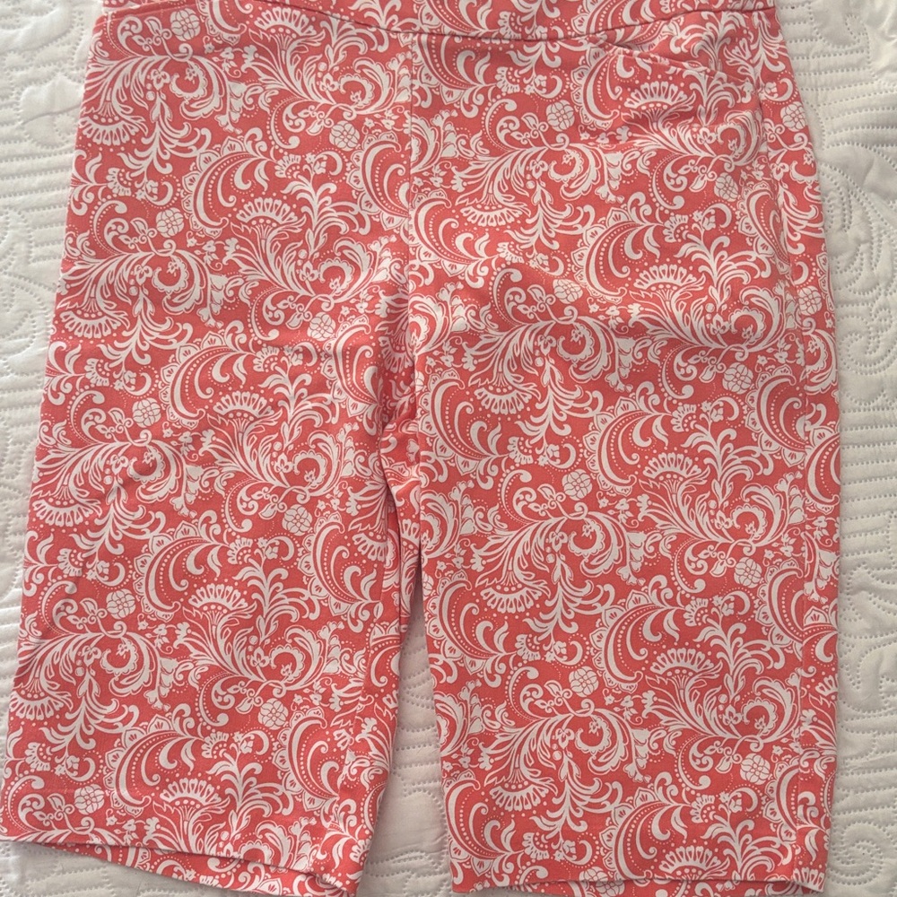 Croft andBarrow Yellow Shorts with Navy Floral Print and Coral and White - Picture 7 of 8